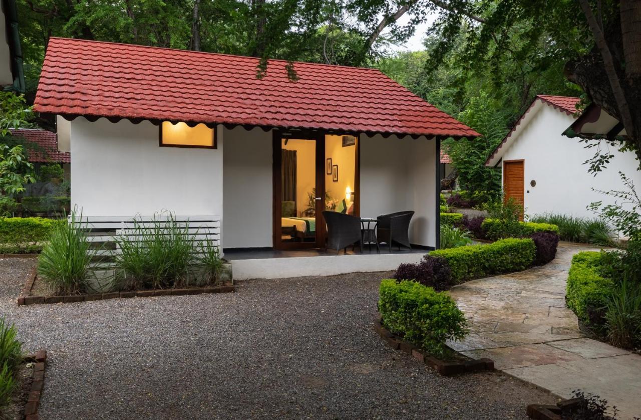 Aranya Vilas - A Nature Resort Udaipur Extérieur photo