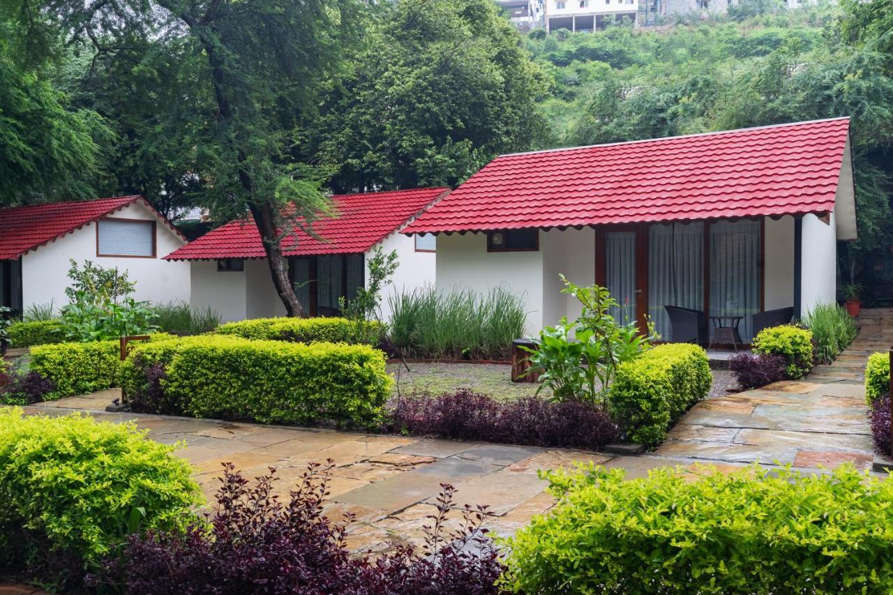 Aranya Vilas - A Nature Resort Udaipur Extérieur photo